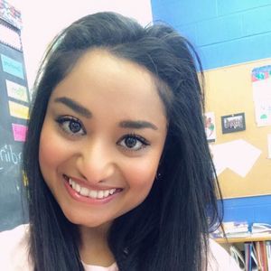 Meet your Posher, Voila